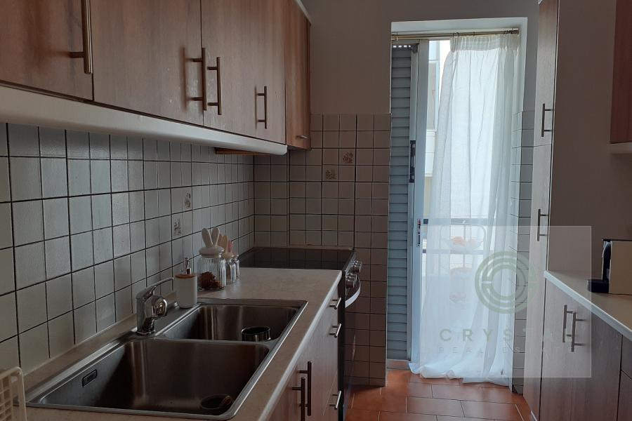 Γλυφάδα παραλία.Διαμέρισμα επιπλωμενο για σεζον
