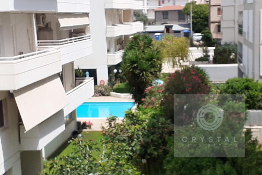 Γλυφάδα παραλία.Διαμέρισμα επιπλωμενο για σεζον